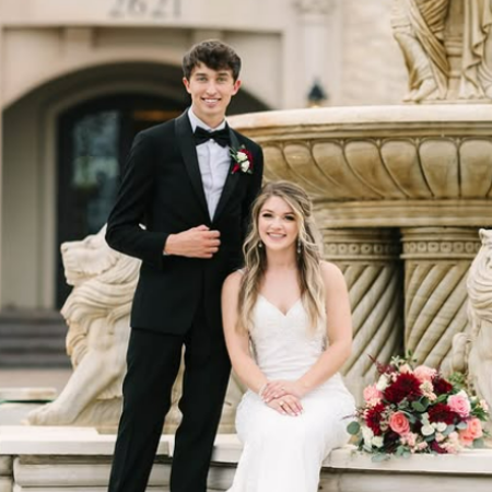 Maverick Baker and Kenzie Bush got married on September 2024.